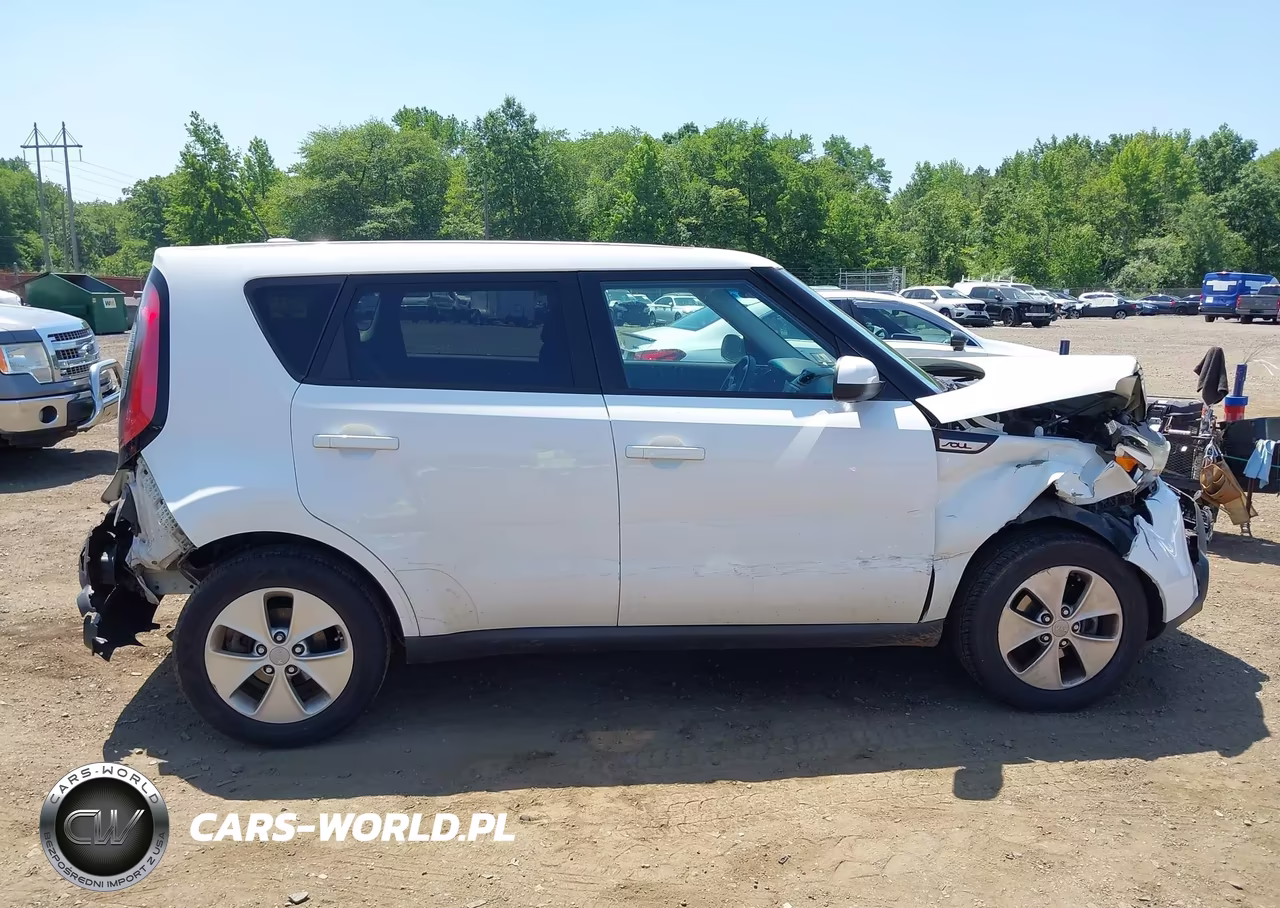 2015 Kia Soul VIN:KNDJN2A23F7223683 - 13