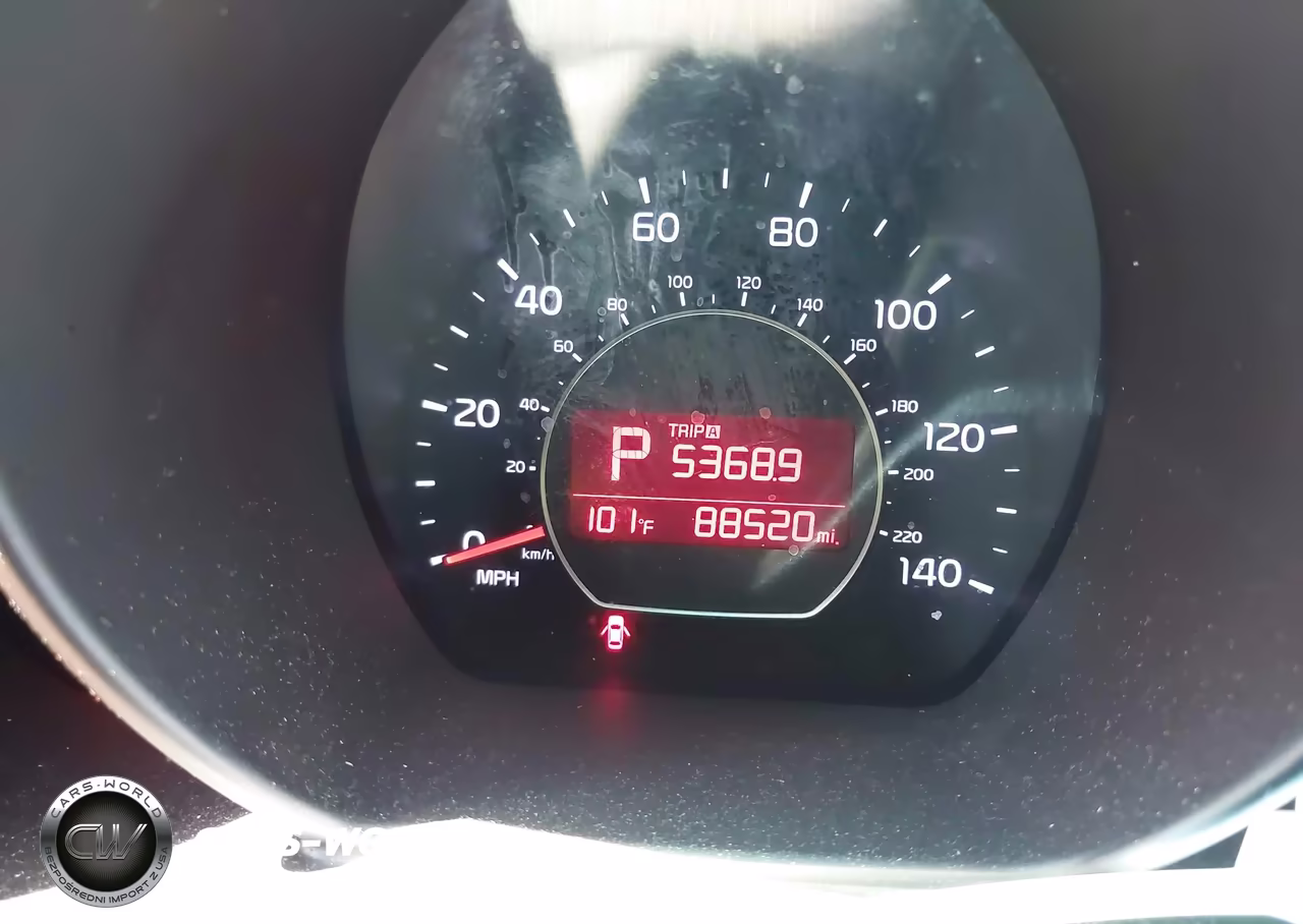 2015 Kia Soul VIN:KNDJN2A23F7223683 - 15