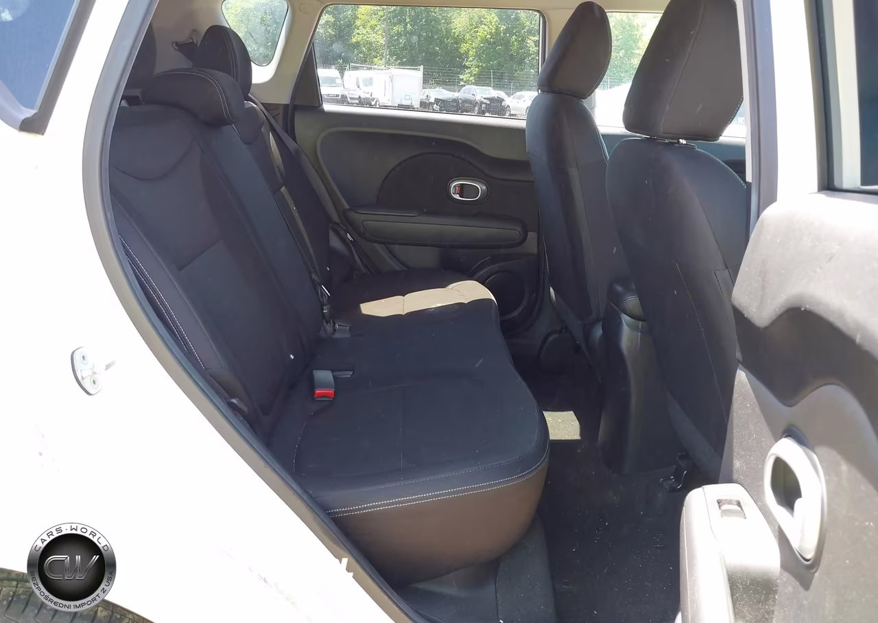 2015 Kia Soul VIN:KNDJN2A23F7223683 - 8