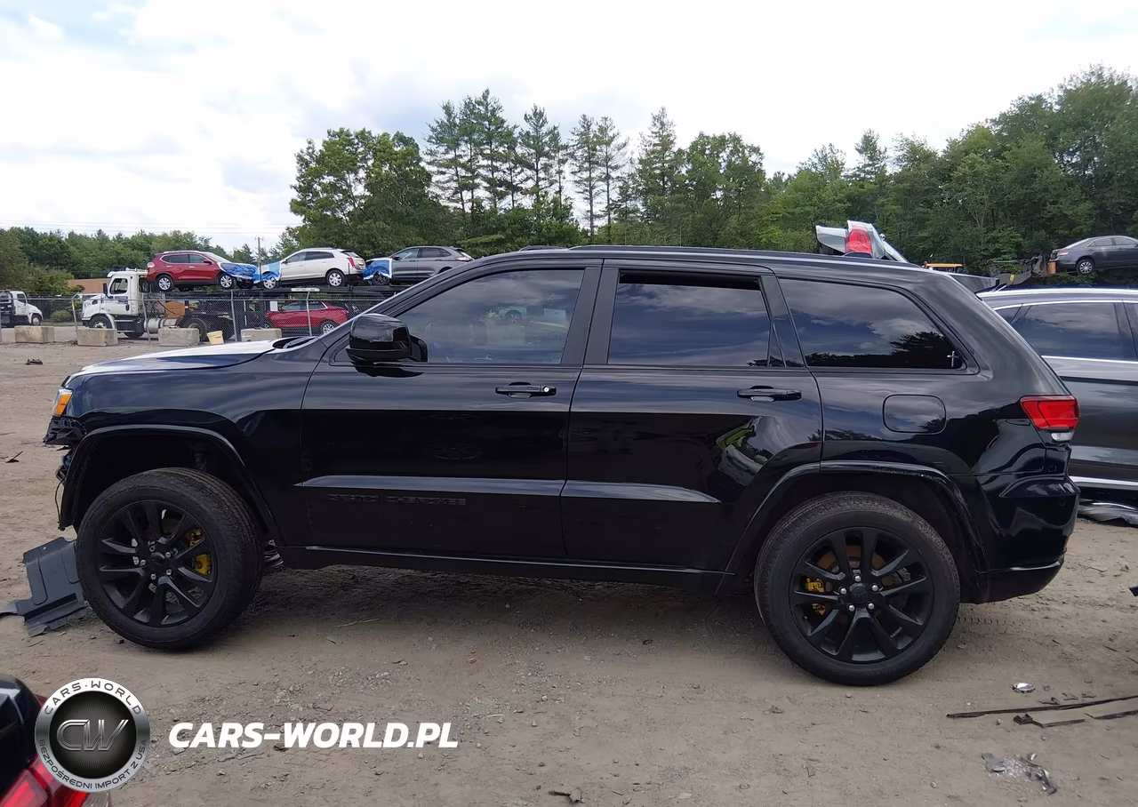 2017 Jeep Grand Cherokee Altitude VIN:1C4RJFAG4HC758484 - 15