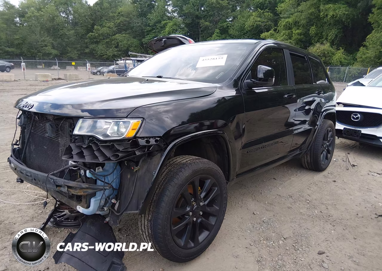 2017 Jeep Grand Cherokee Altitude VIN:1C4RJFAG4HC758484 - 2