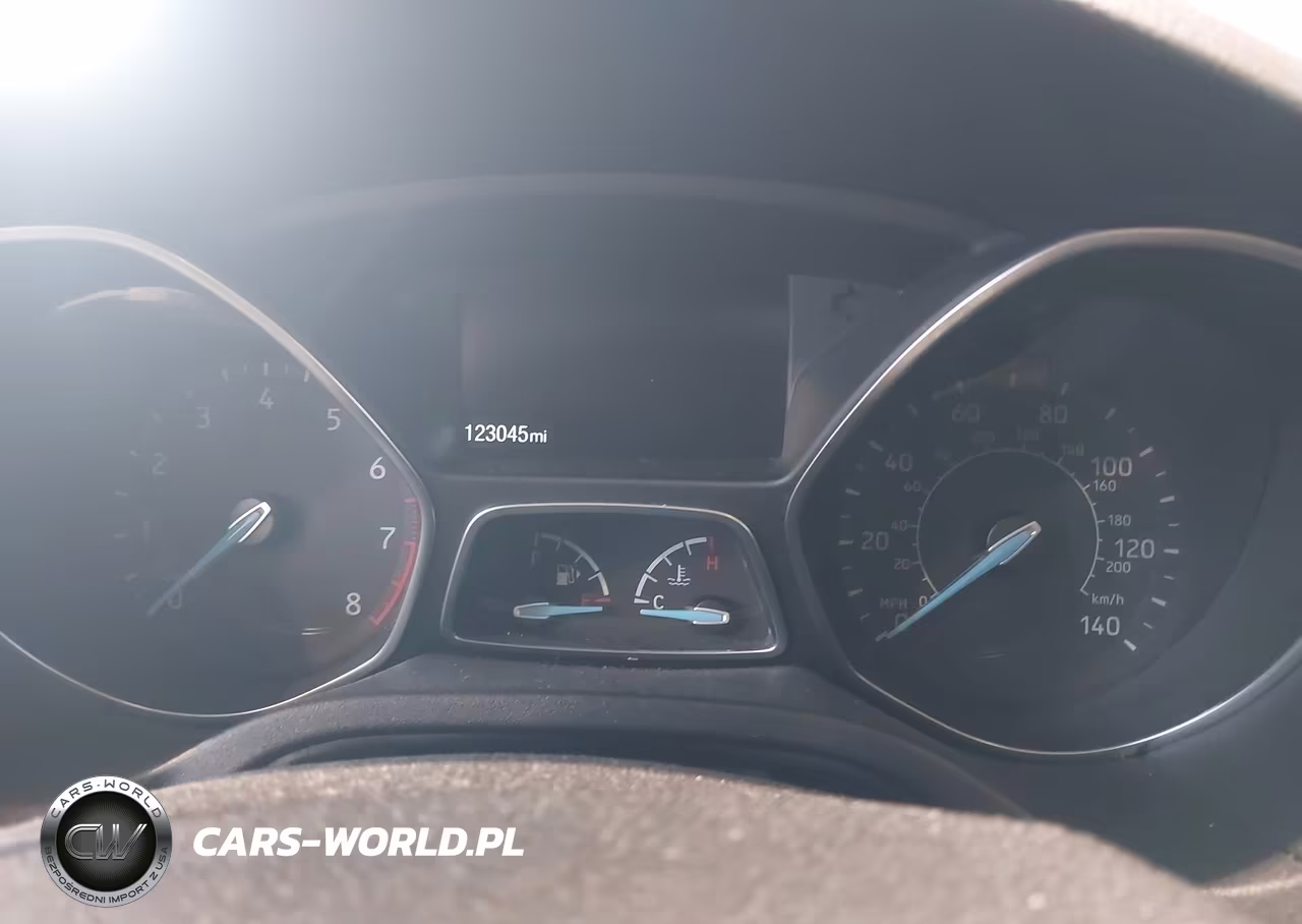 2017 Ford Focus Sel VIN:1FADP3H22HL256094 - 7