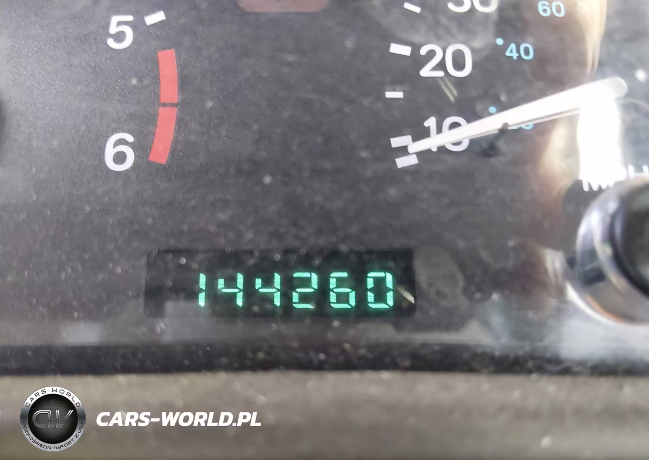 2000 Jeep Wrangler Sahara VIN:1J4FA59S8YP792615 - 15
