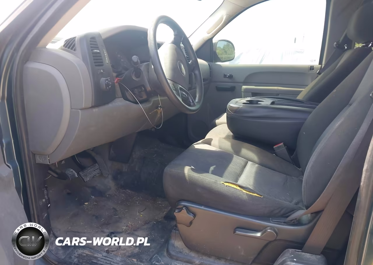 2010 Chevrolet Silverado 1500 Work Truck VIN:1GCSCPEAXAZ276905 - 5