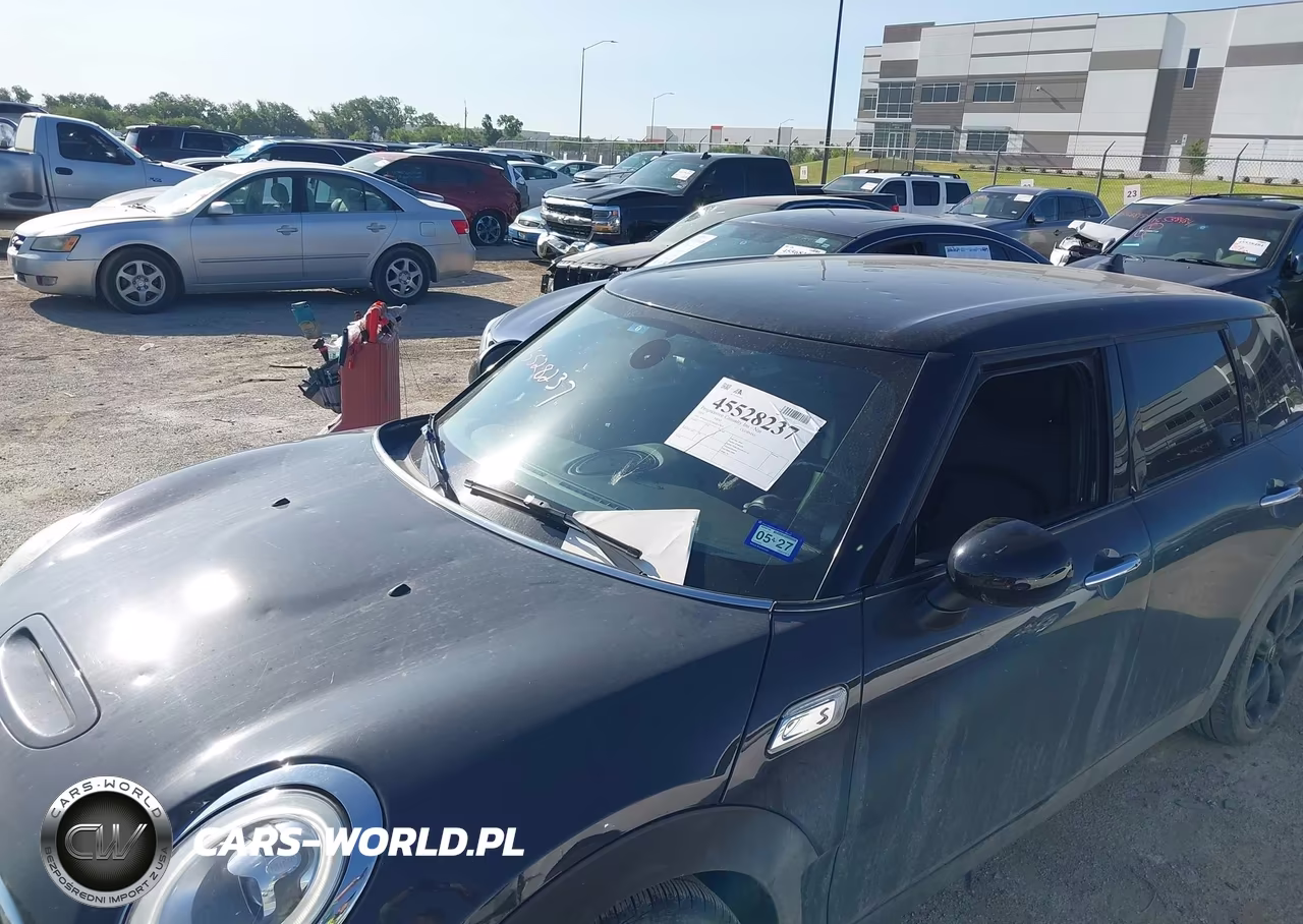 2016 Mini Clubman Cooper S VIN:WMWLN9C58G2E47815 - 6