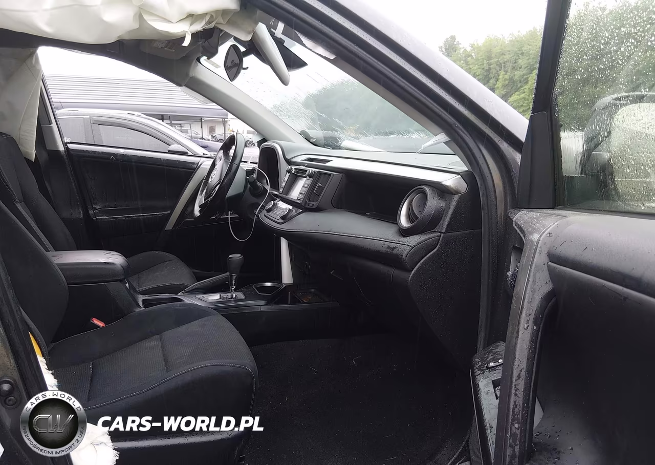 2017 Toyota Rav4 Xle VIN:JTMRFREV1HJ113475 - 5