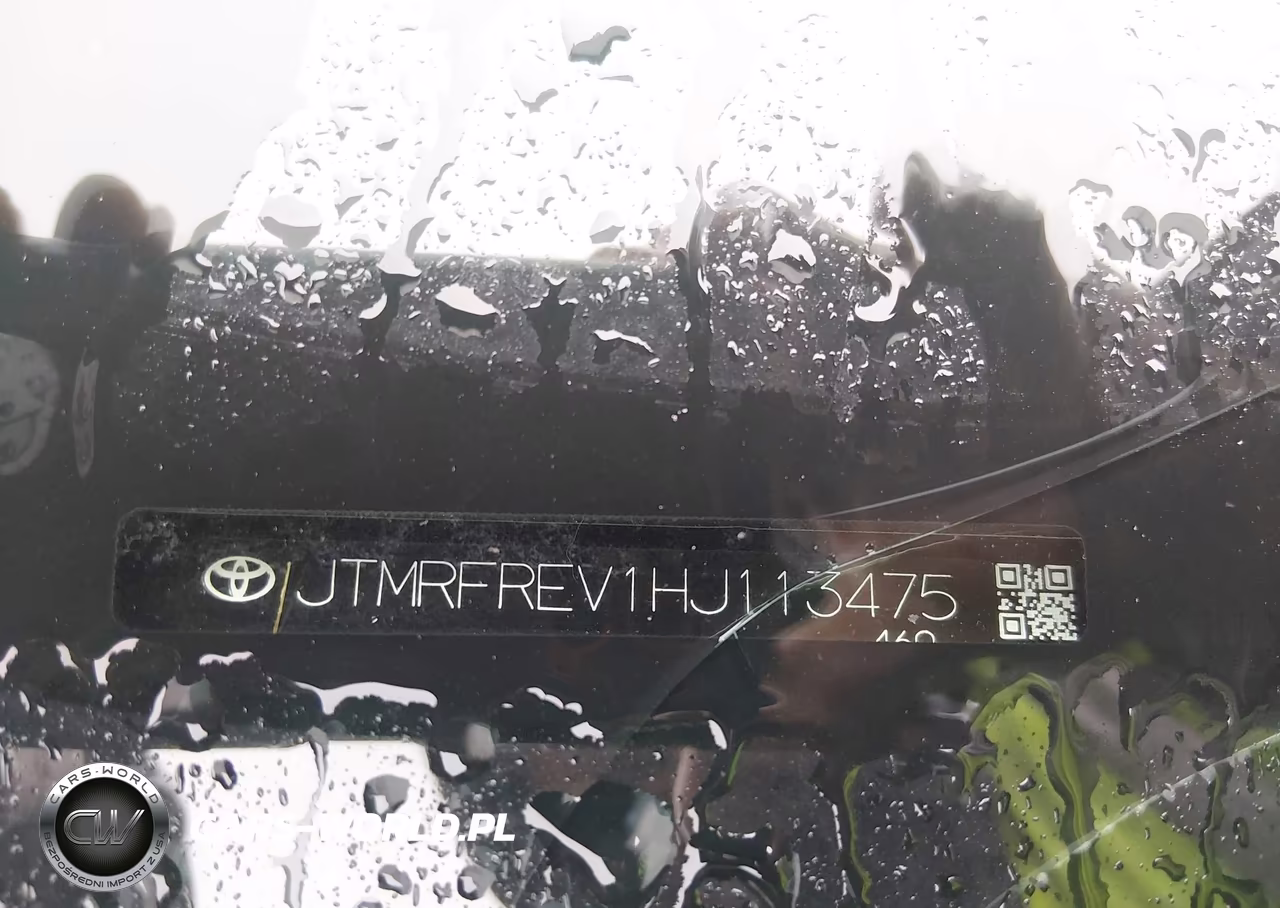 2017 Toyota Rav4 Xle VIN:JTMRFREV1HJ113475 - 9