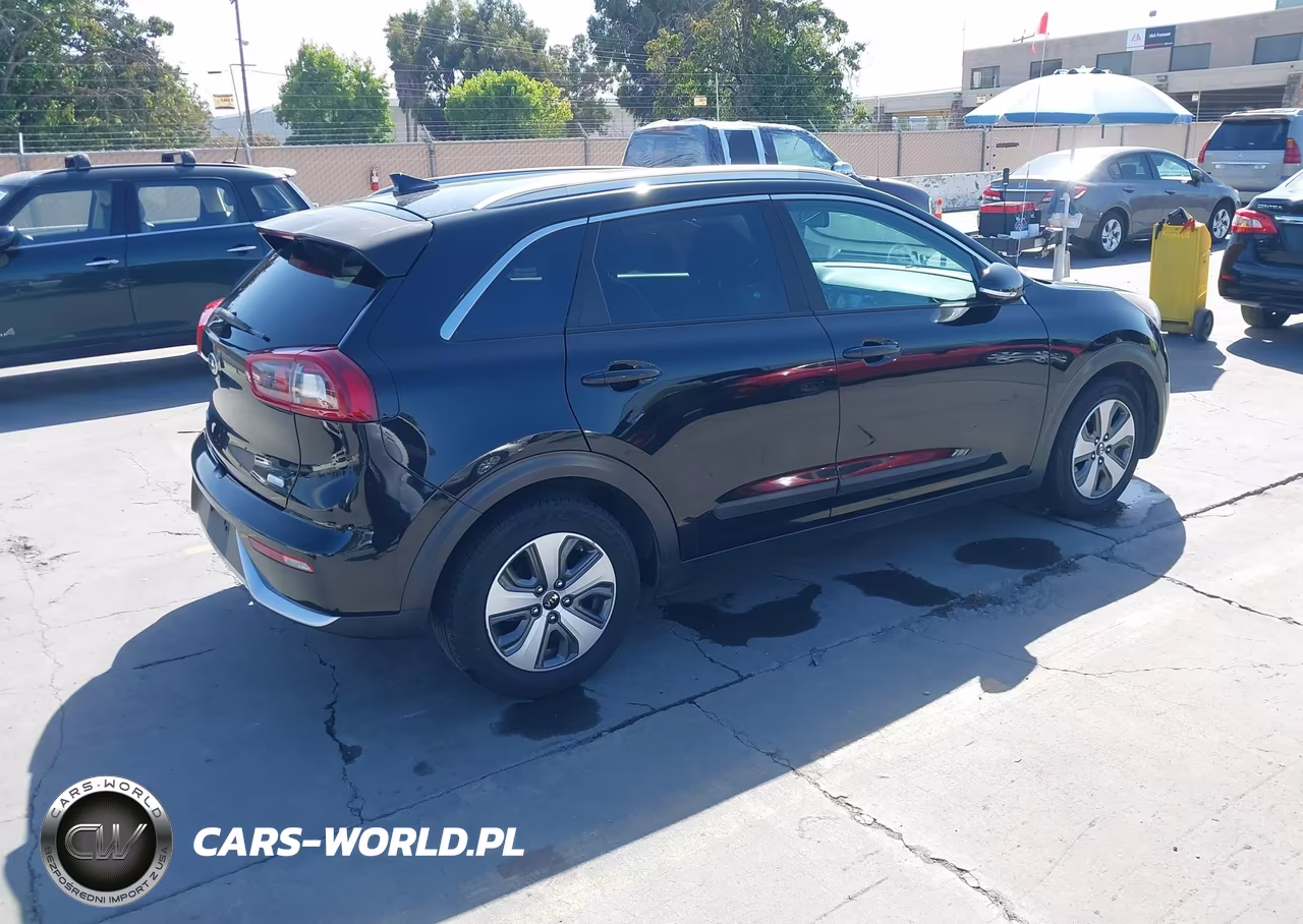 2018 Kia Niro Ex VIN:KNDCC3LC7J5140966 - 4