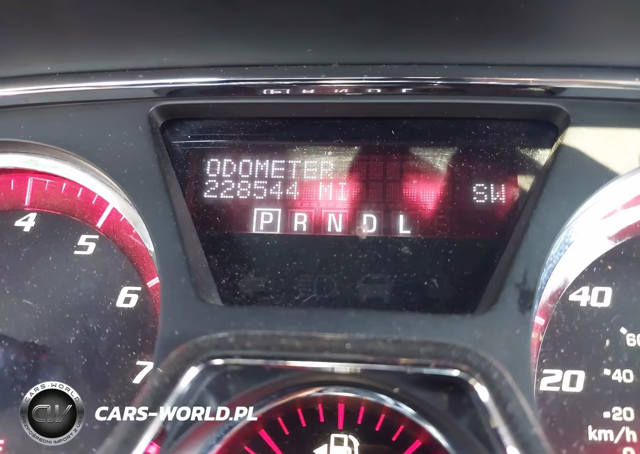 2014 GMC Acadia Denali VIN:1GKKVTKD9EJ207164 - 14