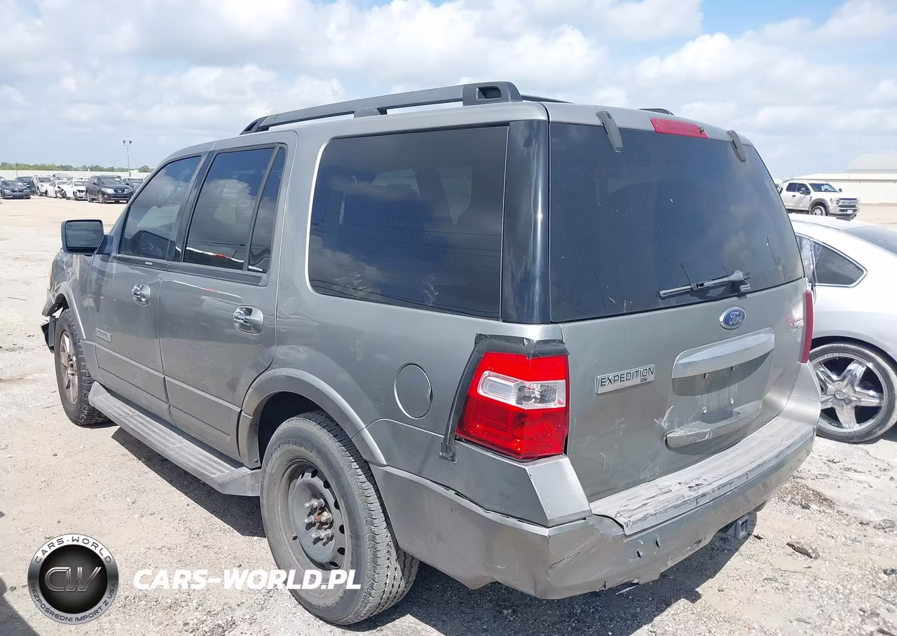 2008 Ford Expedition Xlt VIN:1FMFU15568LA76899 - 3