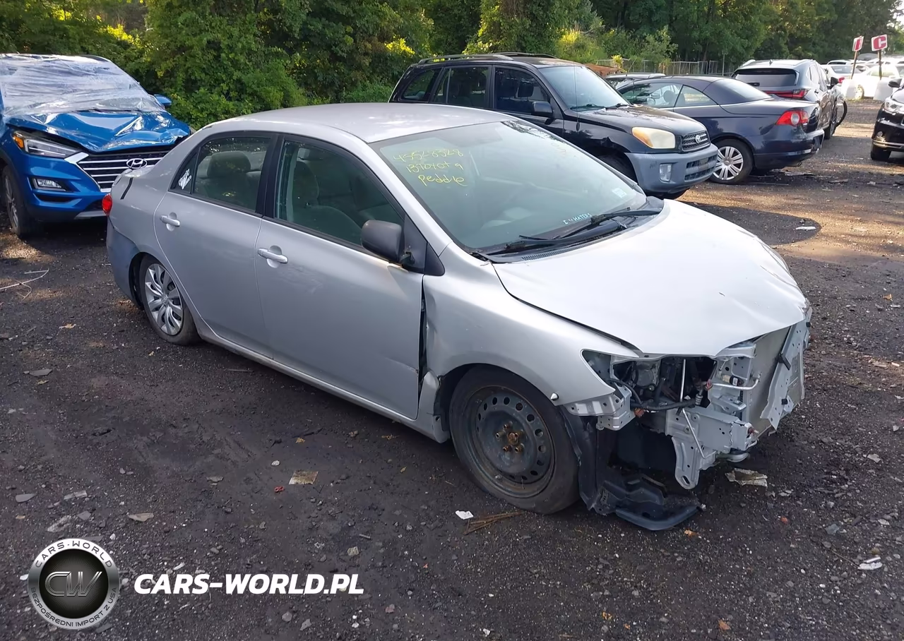 2013 Toyota Corolla Le – zdjęcie 1 z 16