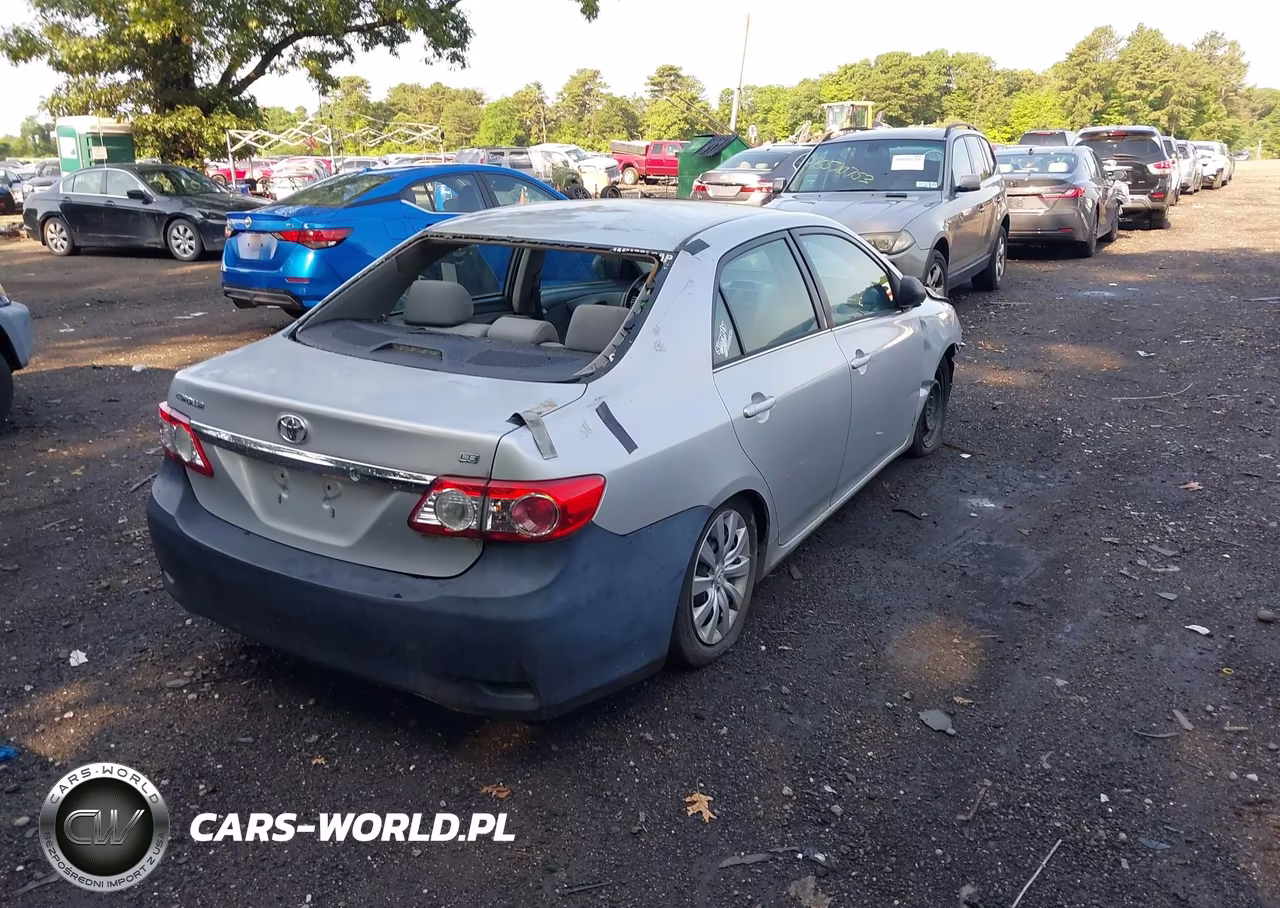 2013 Toyota Corolla Le VIN:2T1BU4EE6DC919781 - 4