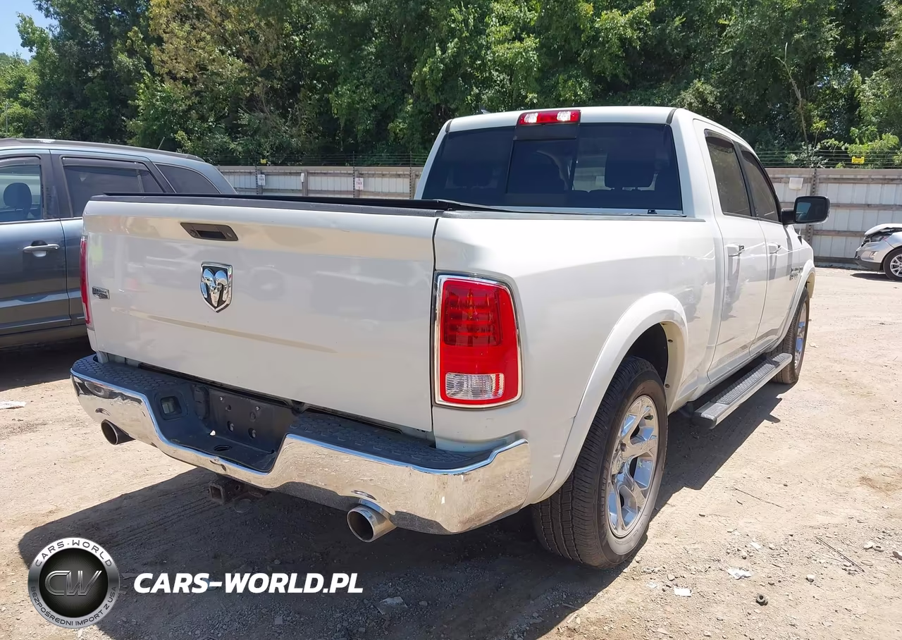 2018 Ram 1500 Laramie 4X2 6'4 Box VIN:1C6RR6VT1JS131289 - 4