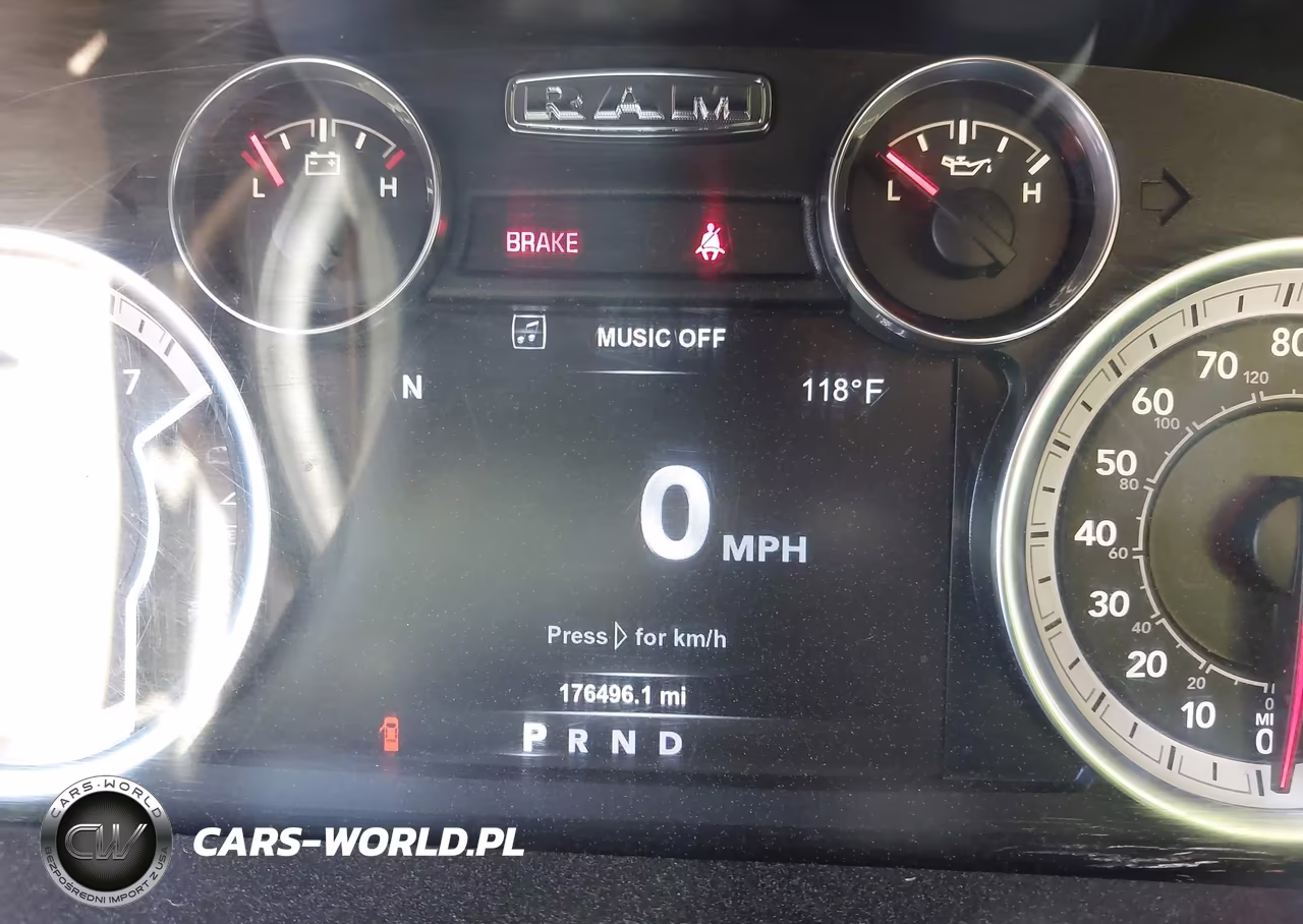 2018 Ram 1500 Laramie 4X2 6'4 Box VIN:1C6RR6VT1JS131289 - 7