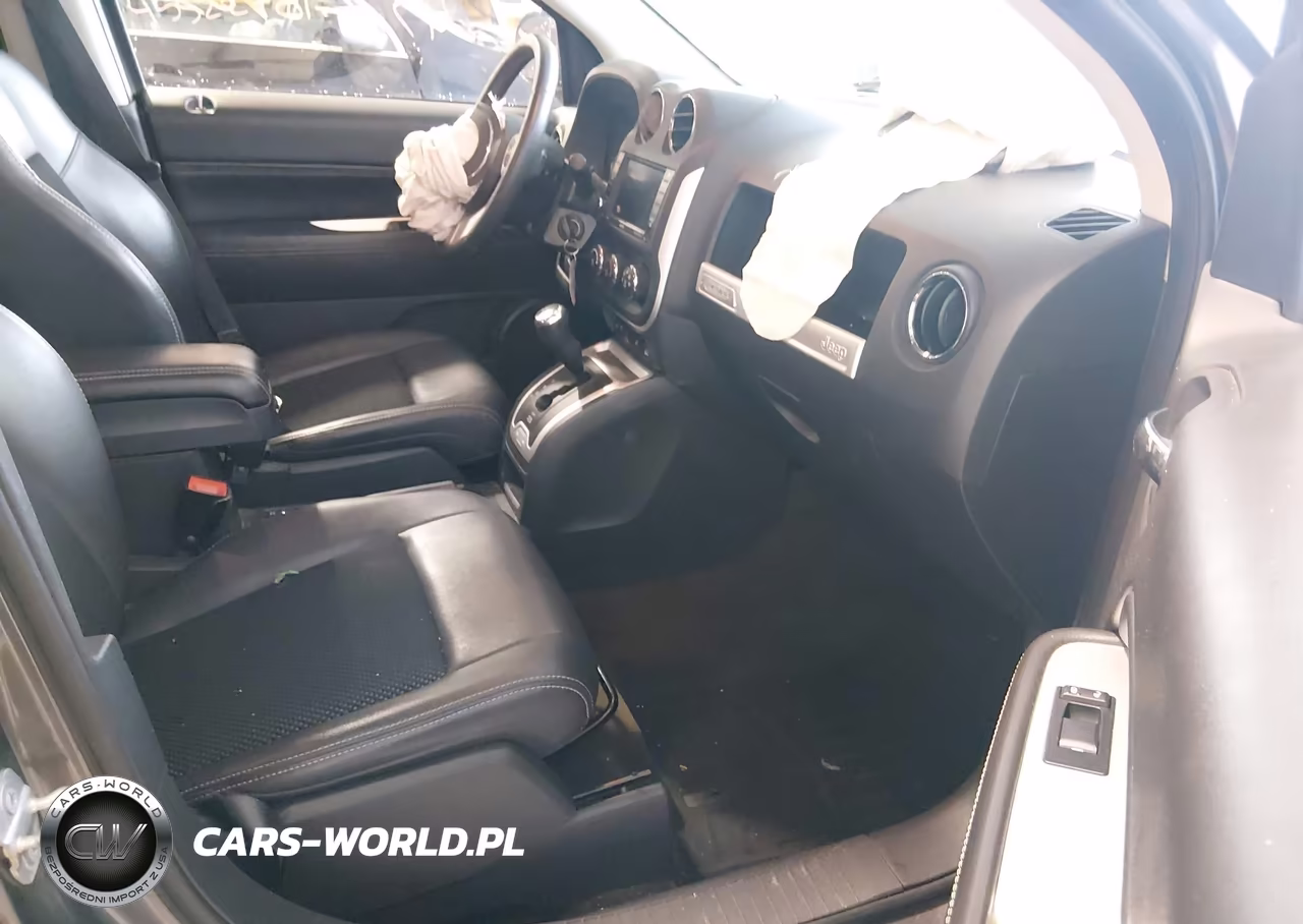 2015 Jeep Compass Latitude VIN:1C4NJDEB4FD148190 - 5