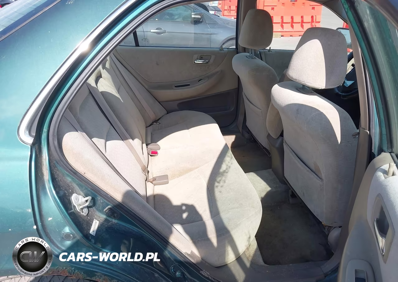 2002 Honda Accord 2.3 Lx VIN:3HGCG56422G702305 - 8
