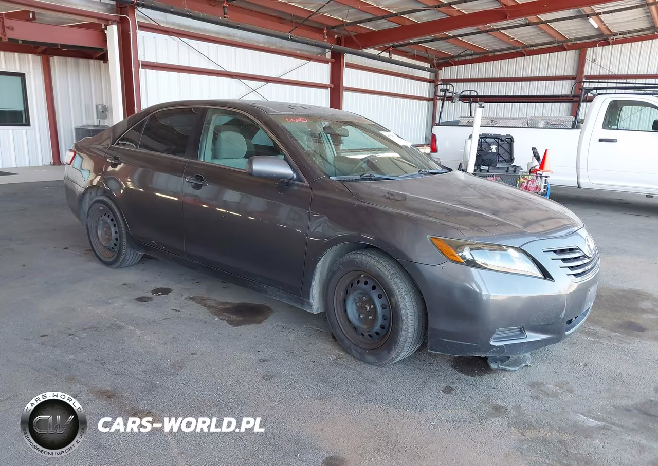 2008 Toyota Camry Le – zdjęcie 1 z 11