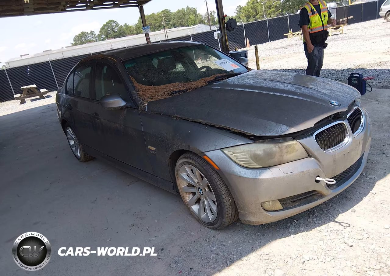 2011 BMW 328I xDrive – zdjęcie 1 z 11