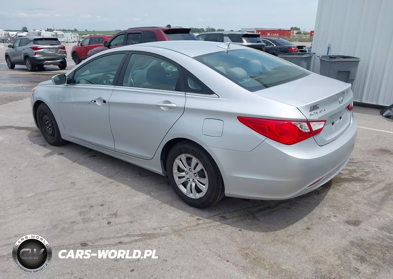 2011 Hyundai Sonata Gls VIN:5NPEB4AC2BH010857 - 3