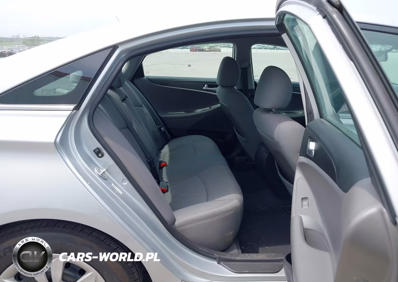 2011 Hyundai Sonata Gls VIN:5NPEB4AC2BH010857 - 8