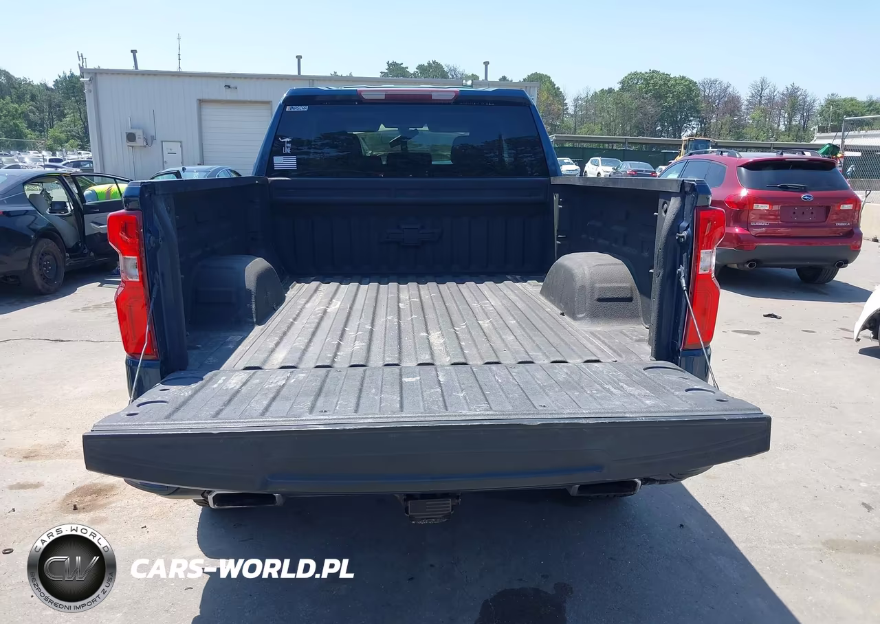 2019 Chevrolet Silverado 1500 Custom Trail Boss VIN:1GCRYCEF8KZ267075 - 18
