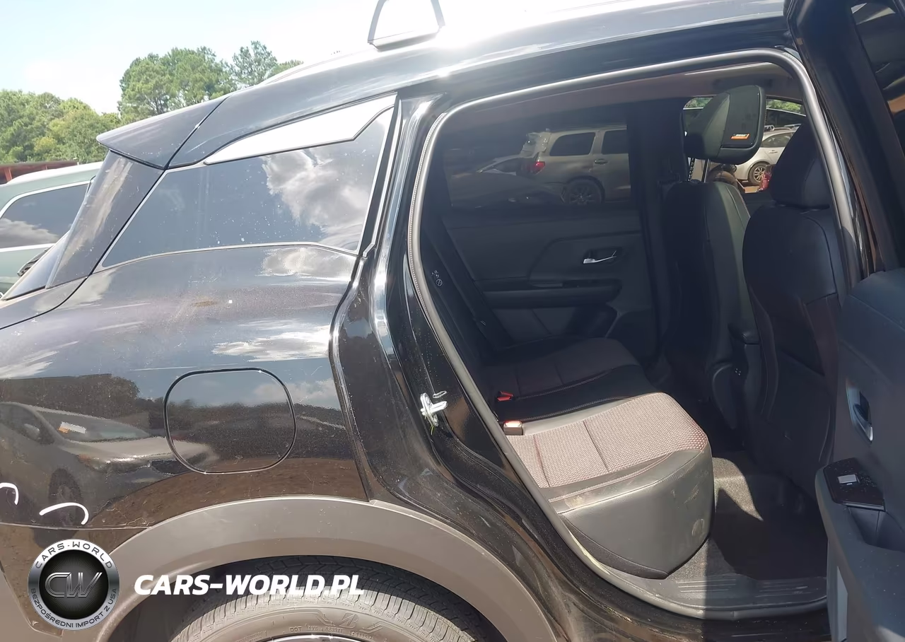 2026 Nissan Kicks Sr VIN:3N8AP6DC4TL313703 - 8