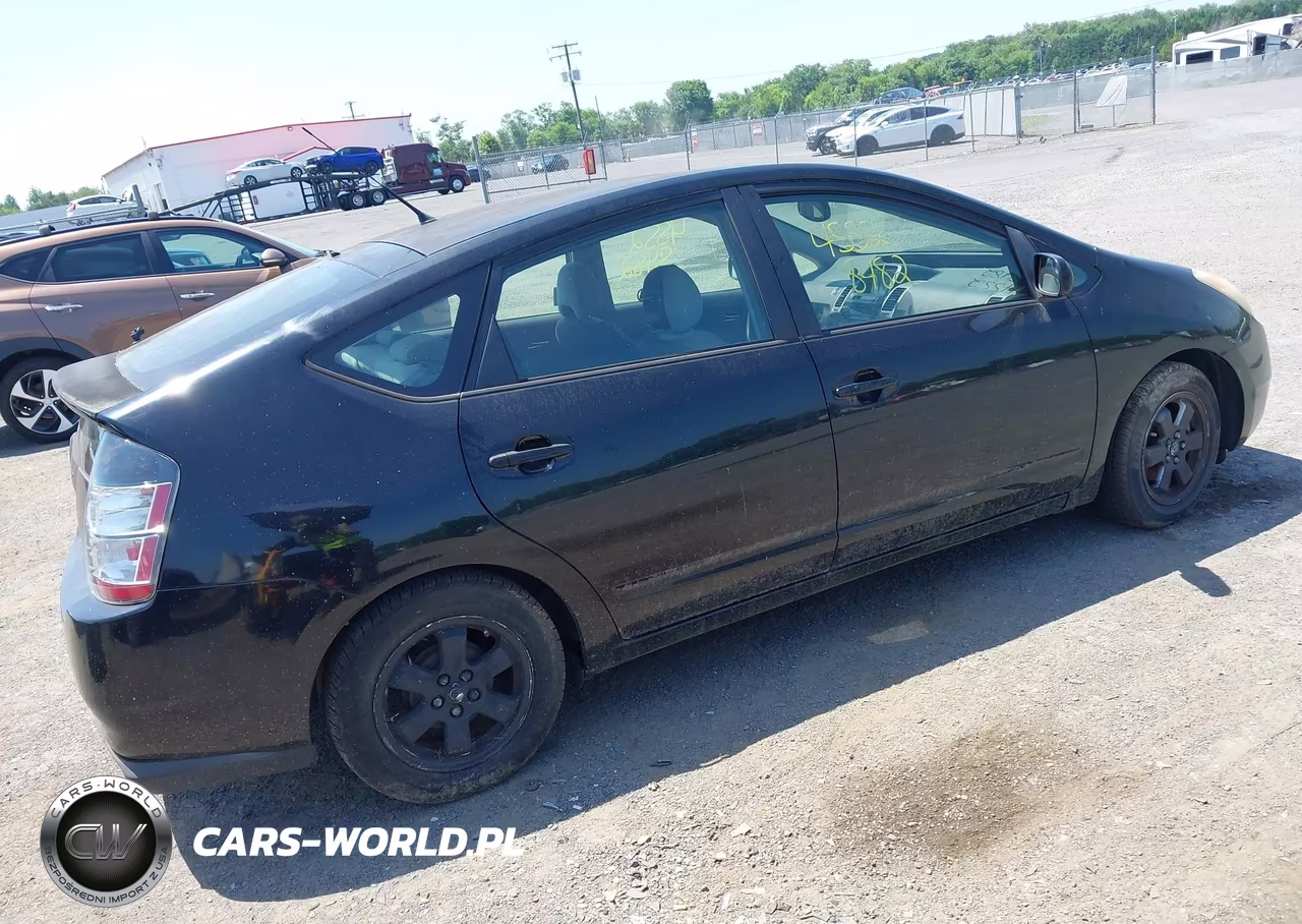 2005 Toyota Prius VIN:JTDKB20U353058319 - 4