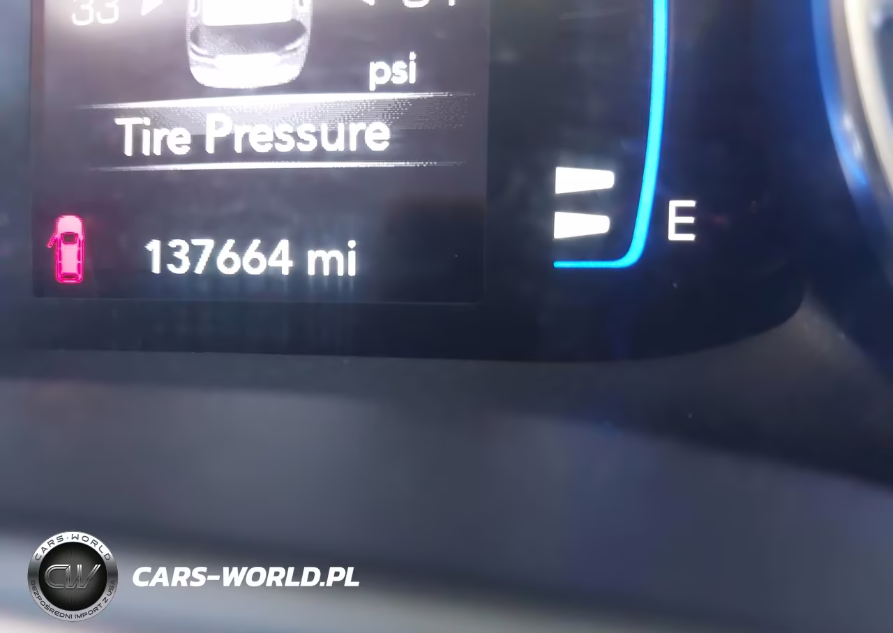 2020 Chrysler Pacifica Touring L VIN:2C4RC1BG9LR283474 - 15