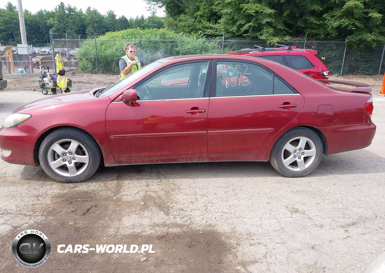 2005 Toyota Camry Se VIN:4T1BE32K55U067991 - 12