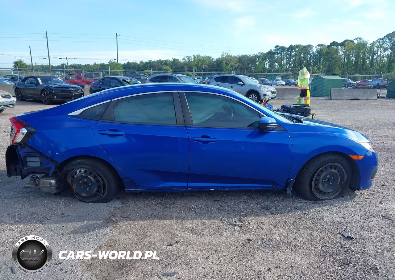 2018 Honda Civic Lx VIN:2HGFC2F5XJH604055 - 13