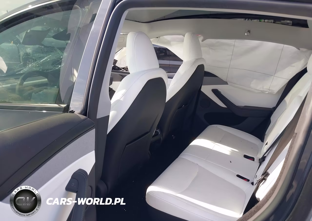 2026 Tesla Model Y All-Wheel Drive-Long Range Launch Series-Premium All-Wheel Drive VIN:7SAYGDEE5TA410485 - 8