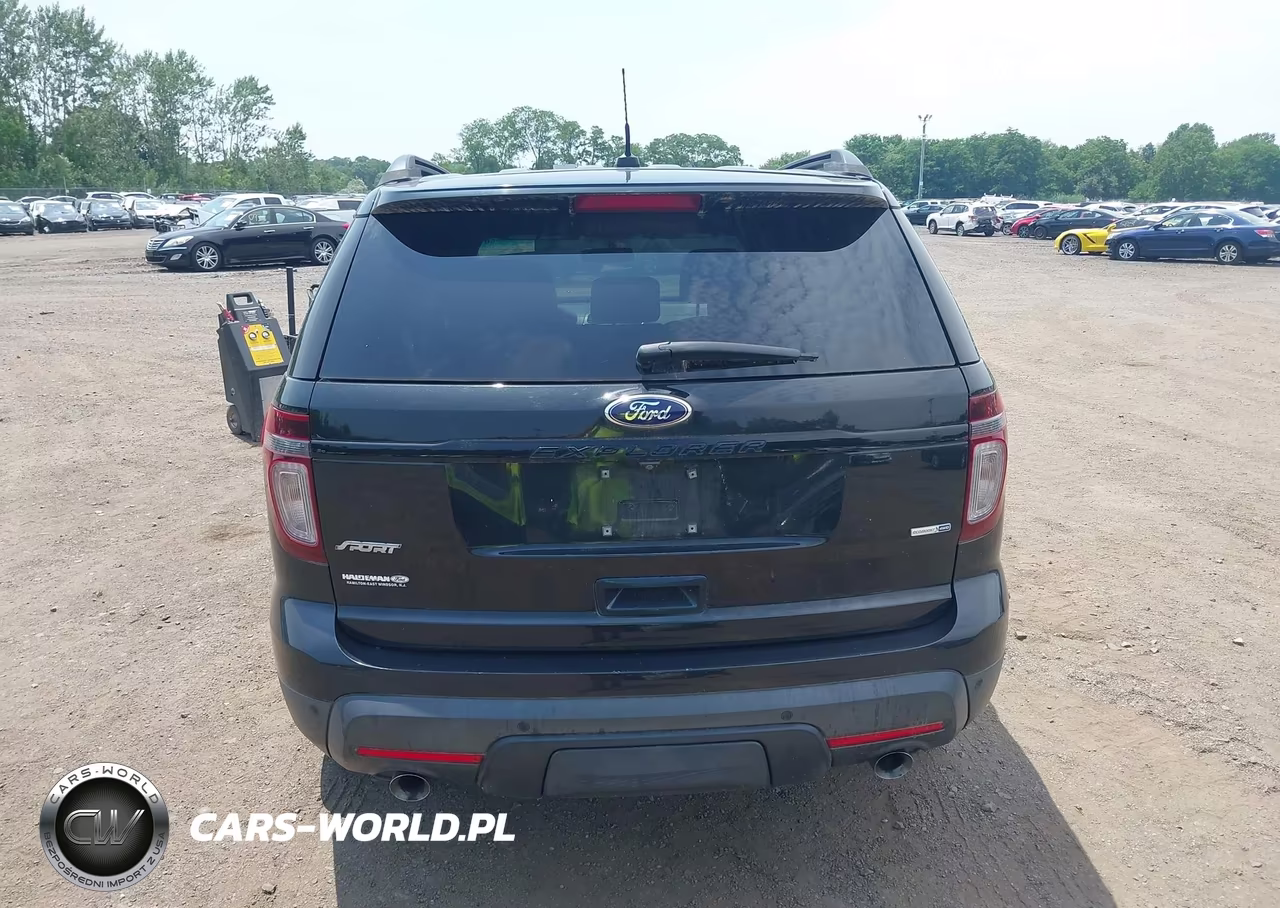 2015 Ford Explorer Sport VIN:1FM5K8GT0FGA00462 - 16