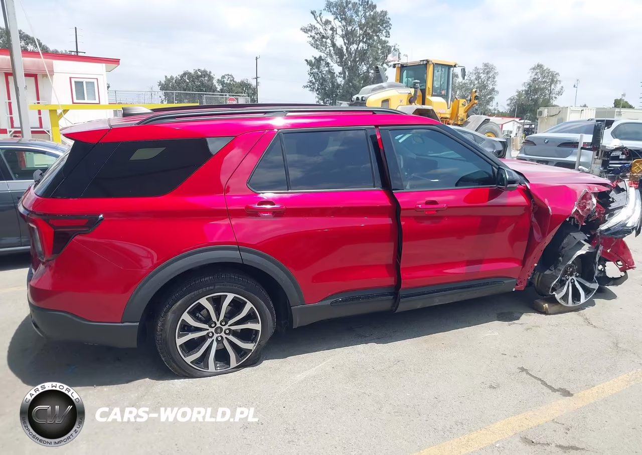 2025 Ford Explorer St-Line VIN:1FMUK7KH4SGA91755 - 13