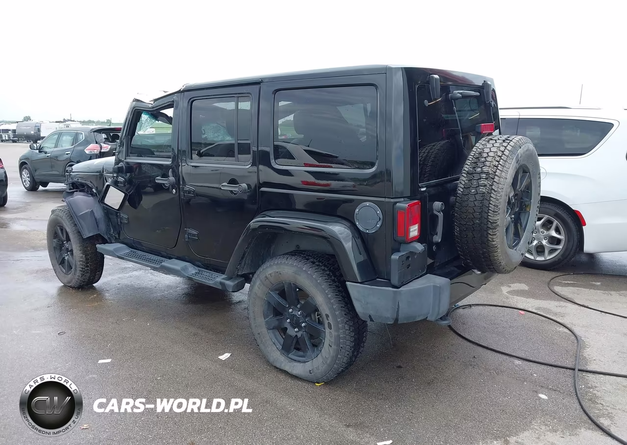 2014 Jeep Wrangler Unlimited Sahara VIN:1C4BJWEG6EL263324 - 3
