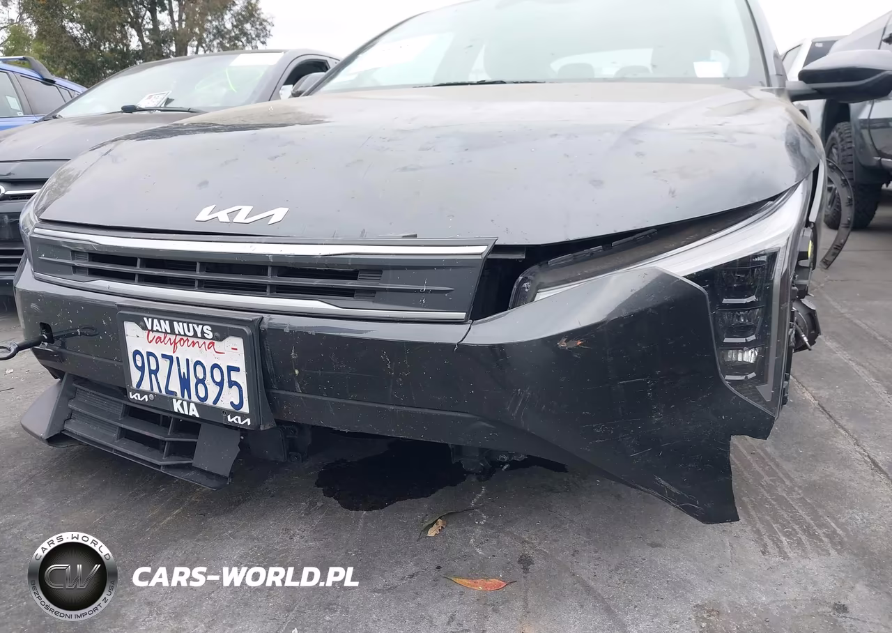2025 Kia K4 Lxs VIN:3KPFT4DE3SE028061 - 12