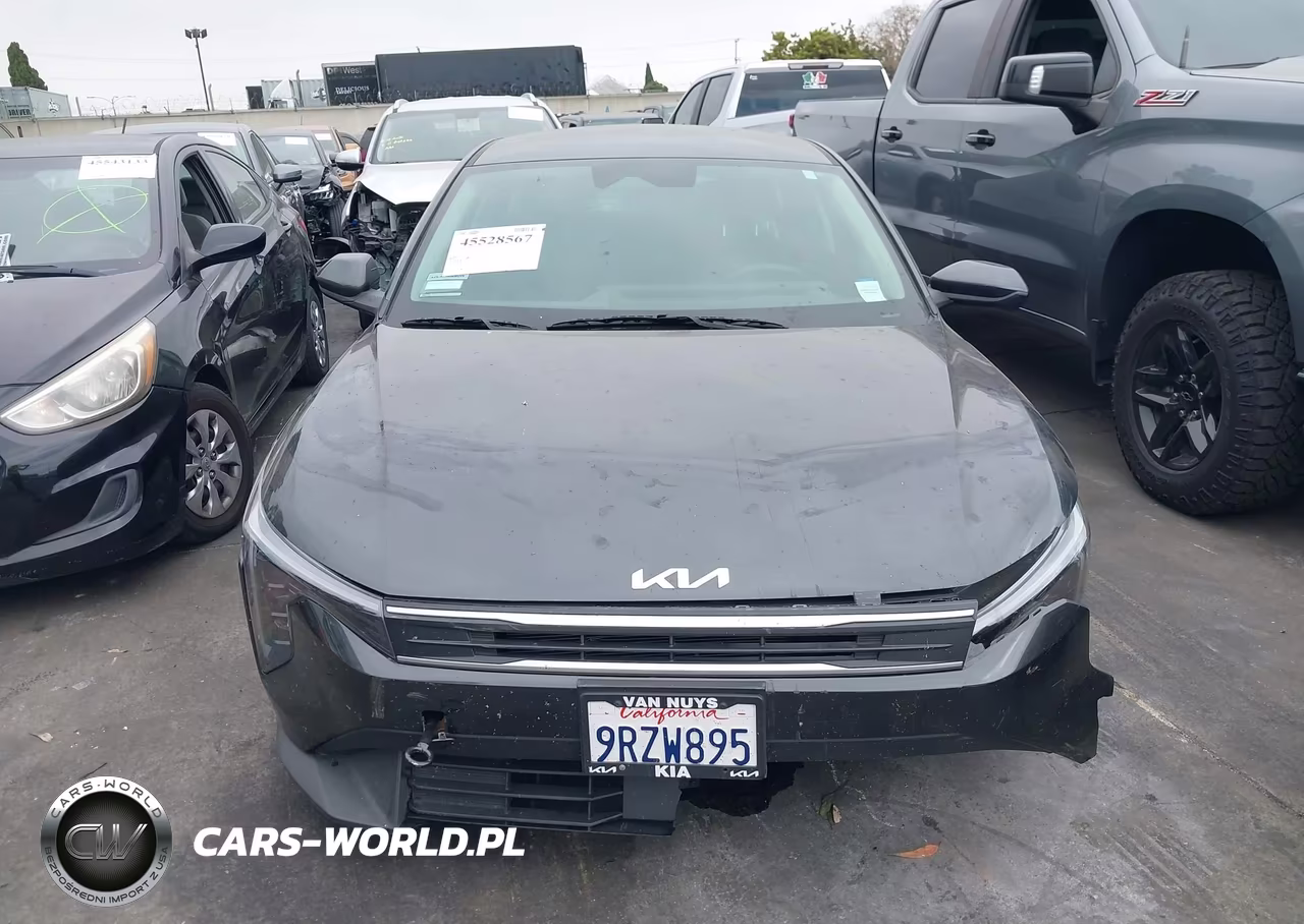 2025 Kia K4 Lxs VIN:3KPFT4DE3SE028061 - 13