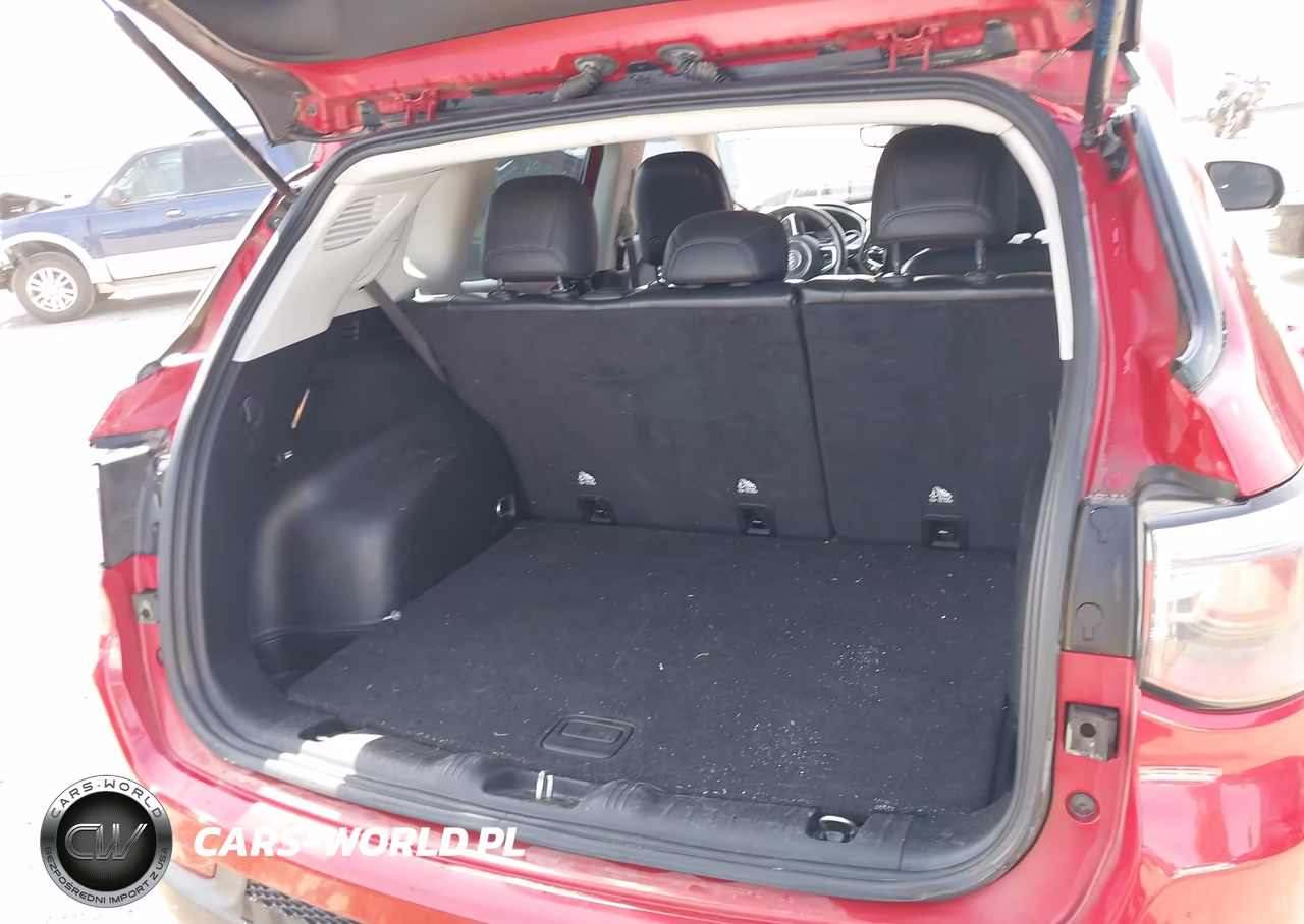2020 Jeep Compass Altitude Fwd VIN:3C4NJCBB0LT117989 - 12