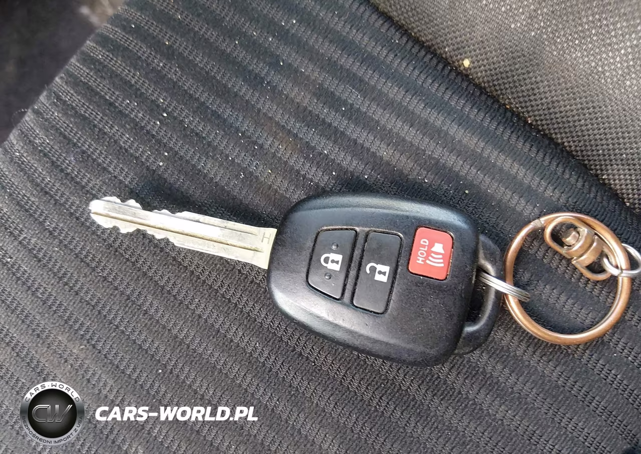 2016 Toyota Rav4 Le VIN:2T3BFREV7GW412440 - 11