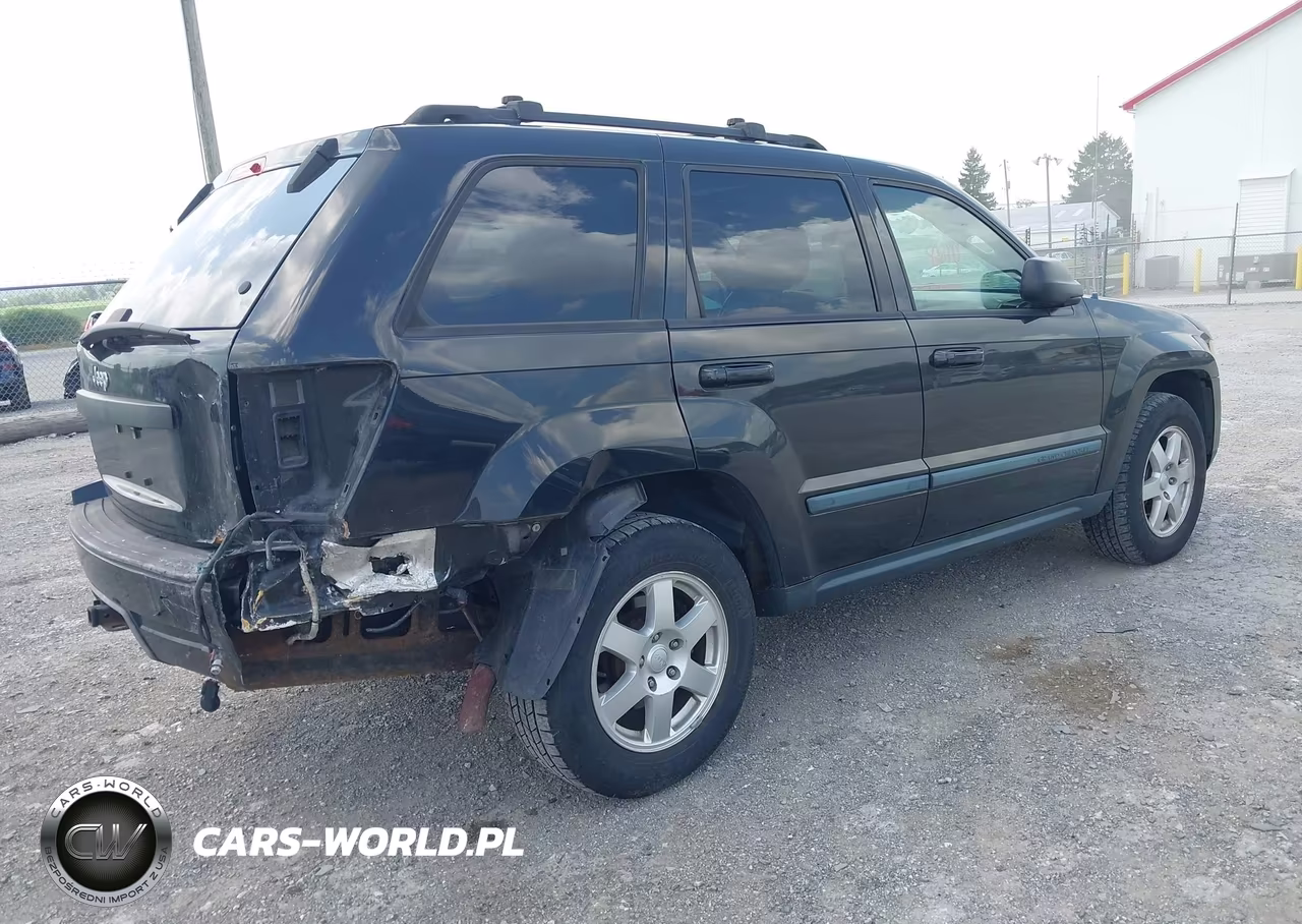 2008 Jeep Grand Cherokee Laredo VIN:1J8GR48K48C226028 - 4