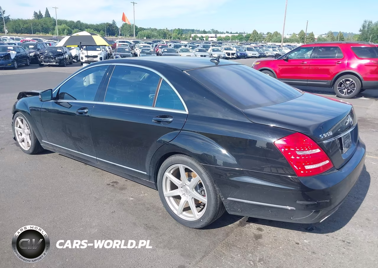 2010 Mercedes-Benz S 550 VIN:WDDNG7BB6AA349996 - 3