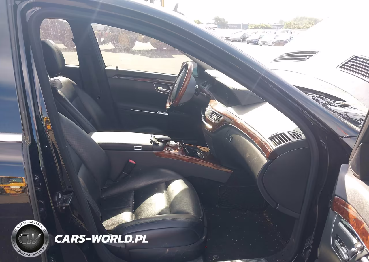 2010 Mercedes-Benz S 550 VIN:WDDNG7BB6AA349996 - 5