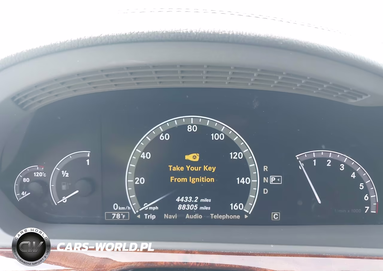 2010 Mercedes-Benz S 550 VIN:WDDNG7BB6AA349996 - 7