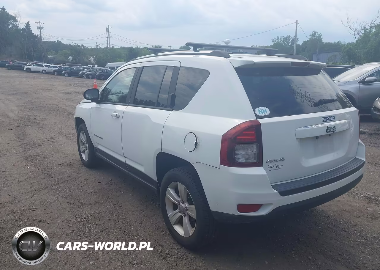 2014 Jeep Compass Sport VIN:1C4NJDBB8ED777549 - 3