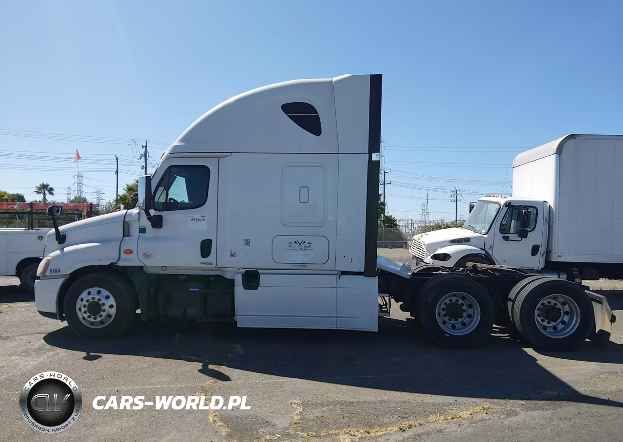 2016 Freightliner Cascadia 125 VIN:3AKJGLD52GSGY6428 - 15
