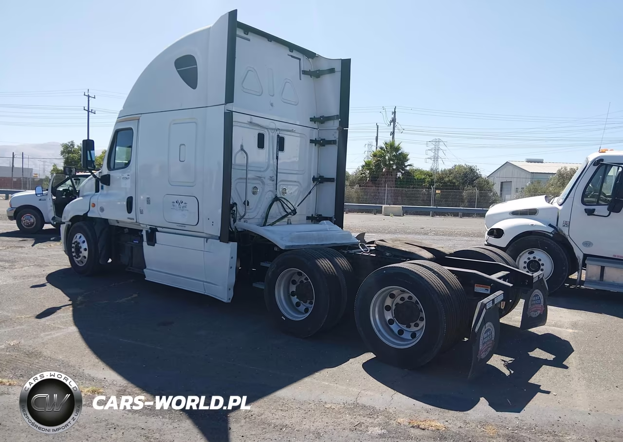 2016 Freightliner Cascadia 125 VIN:3AKJGLD52GSGY6428 - 3