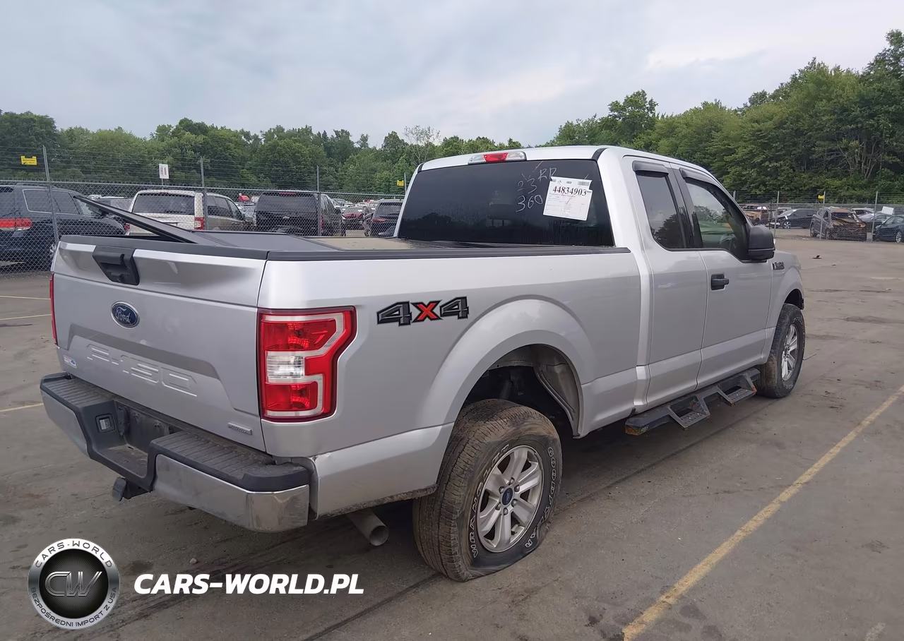 2018 Ford F-150 Xlt VIN:1FTEX1EP1JFA53382 - 4