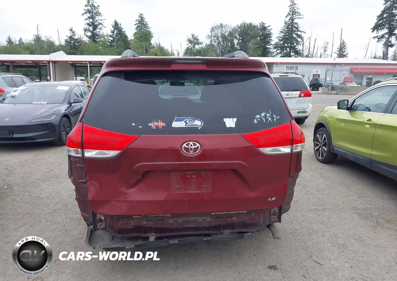 2012 Toyota Sienna Le V6 8 Passenger VIN:5TDKK3DC4CS273629 - 17