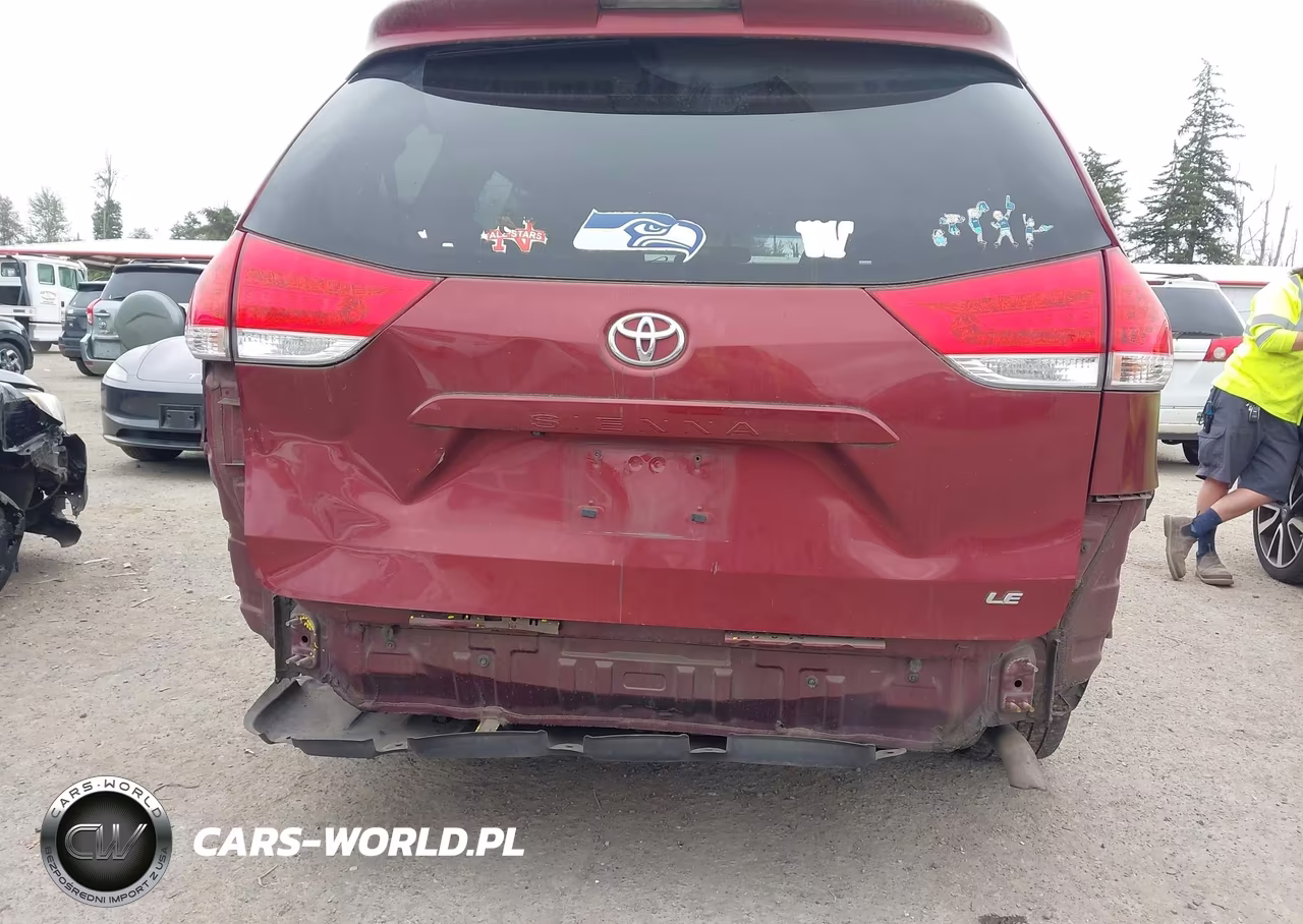 2012 Toyota Sienna Le V6 8 Passenger VIN:5TDKK3DC4CS273629 - 6