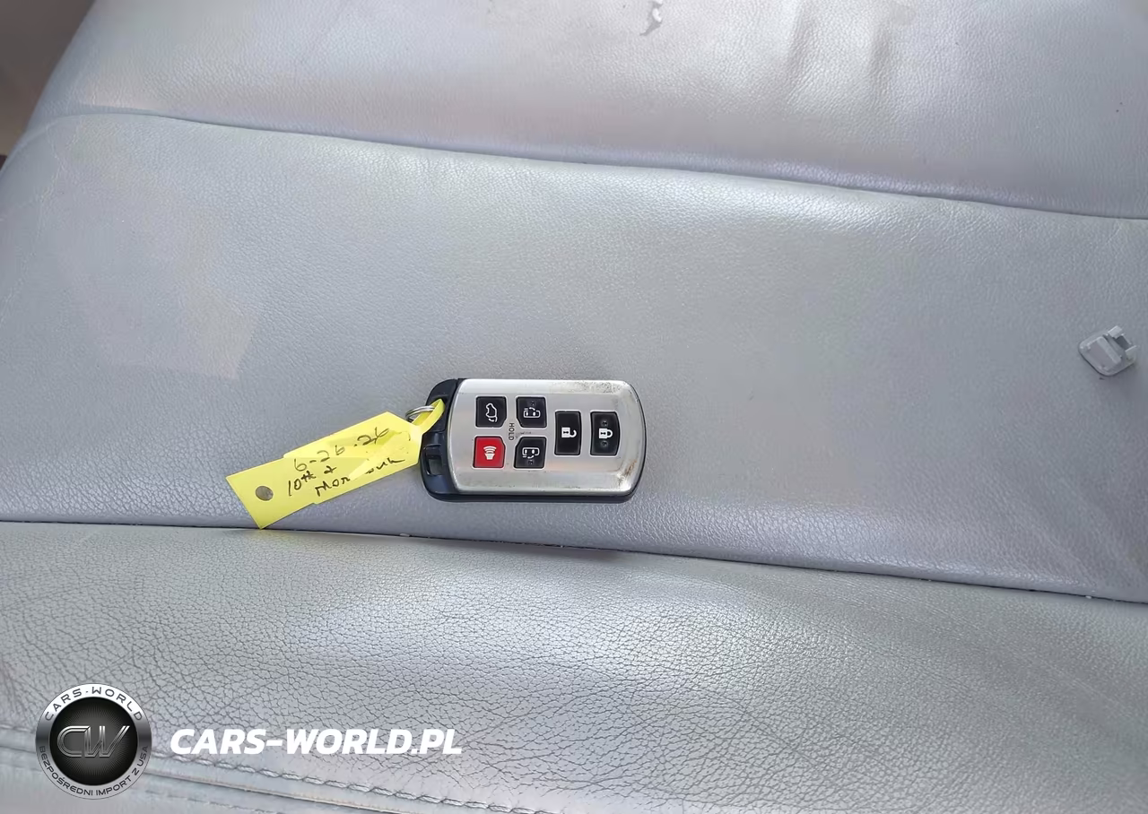 2014 Toyota Sienna Xle V6 8 Passenger VIN:5TDYK3DC3ES412081 - 11