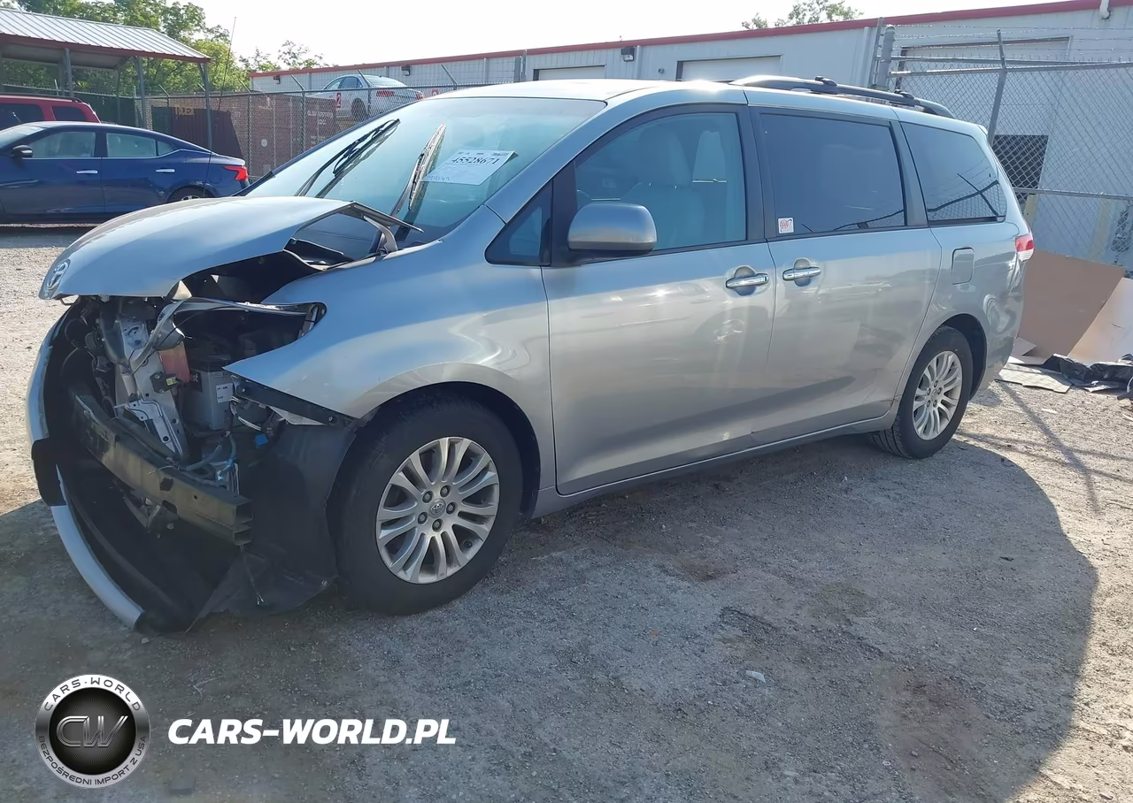 2014 Toyota Sienna Xle V6 8 Passenger VIN:5TDYK3DC3ES412081 - 2